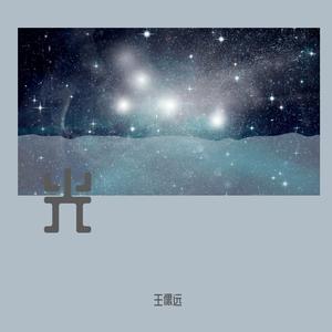 走在乡间的小路上