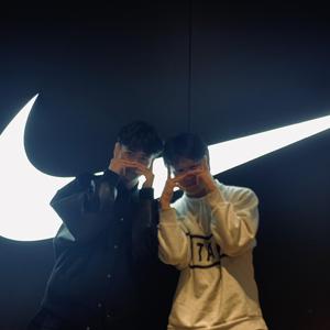 化学反应（Prod By 百川）