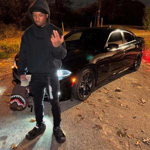 Black Truck (feat. wildkarduno)