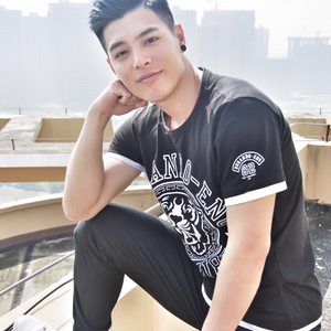 白羊（翻自 徐秉龙）