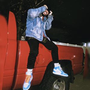 Overthinkin' (feat. Keshi)