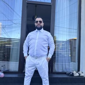 tzanca uraganu e zvon mare in oras