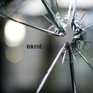 Brisé