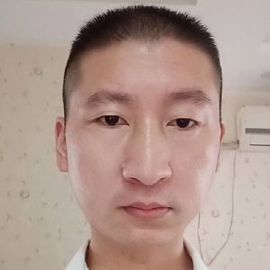 山路十八弯-歌手-汤星