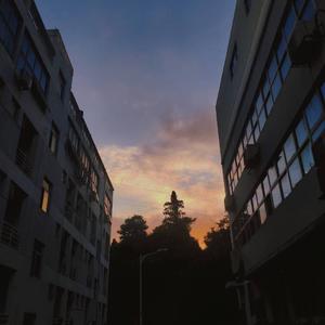 你的情绪如六月天气