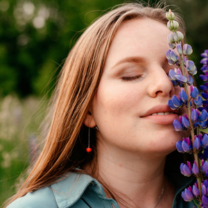 Лиса по лесу ходила