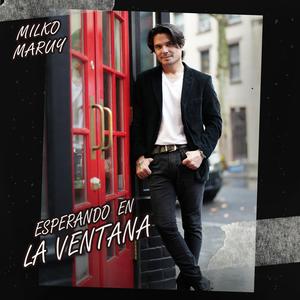 Esperando en la ventana