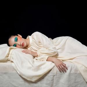 伤心的话留到明天再说