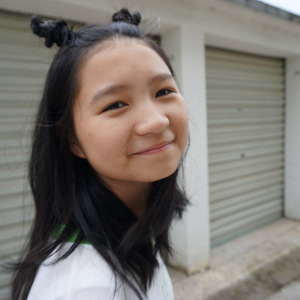 我喜欢你胜过削好的水果周末的零食延后的死线冰镇西瓜正中间的那一口肆无忌惮的赖床和空调房里盖棉被的感觉但我就是不敢告诉你（翻自 森冬 / 蓬岛以左煮雪烧茶）