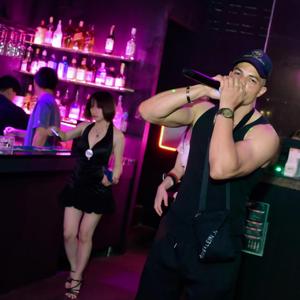 GET INTO THE GROOVE