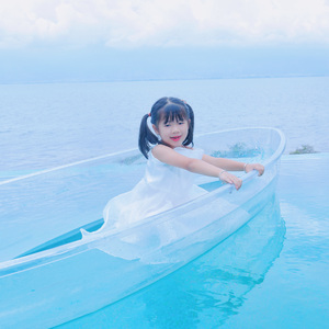 胡一一《萤火虫对星星说》