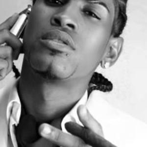 Cuidate (feat. Young avii)