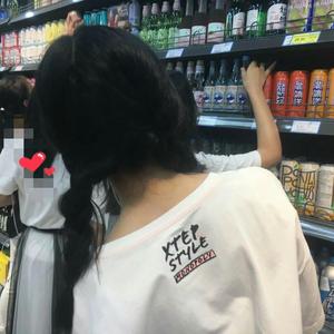 墨水笔与橡皮擦