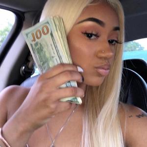 Glocks Out! (feat. CuezzoxKilla)