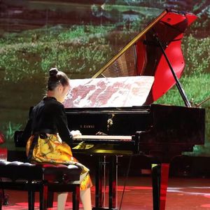 g-minor waltz（g小调圆舞曲 管弦乐版本）