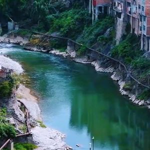 青石板上的时光-传平