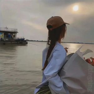 赠玫予她
