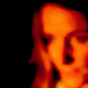 In the Between "Der feine Geist"