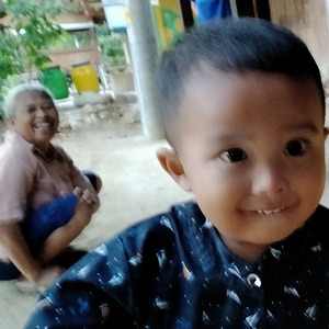 Trhanyut Dalam Cerita