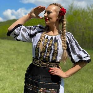 Lasa-ti bade oile (feat. Iulian Cutean)