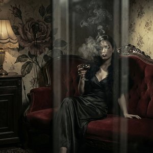 Мундир Нараспашку