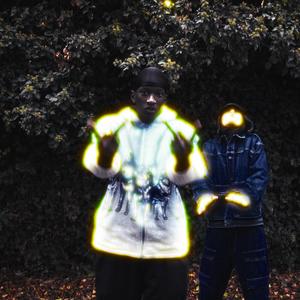 11 (feat. elleqpelle)