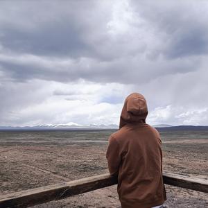 安静的歌 （prod by LV9）