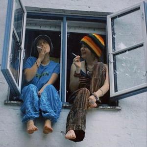 Lets Live In A Van (Live)