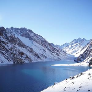 《春游时的笑声》