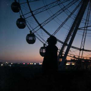 名为退潮的思念（窗台上的雾气）