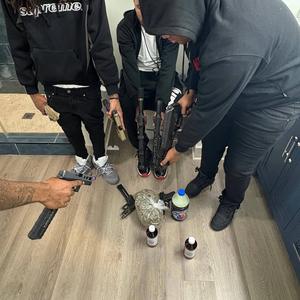 Friday night (feat. tyygotpaccs & Twaunn)