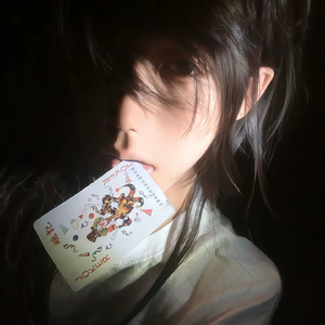 眼泪是爱溢出来的模样