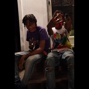 Thirty3 (feat. NeekoBaby & MoneyMade)