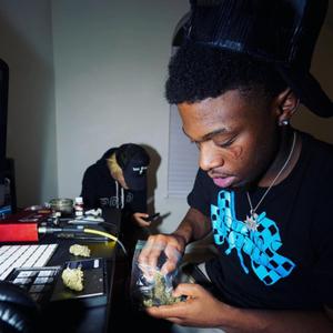 Hearing Aid (feat. Bravoo Hunnidz)