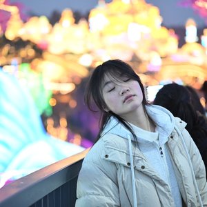 夏日花田的漫步