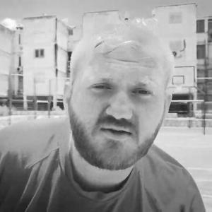 אוכל את האחיות