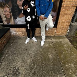 Dougie (feat. SmokeyB)