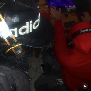 AZAROSO (feat. FlakkoLaRuinna)