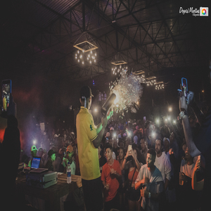 Vou Te Mostrar O Neném Com Carinha De Malvadao