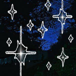 那天窗外下雨，玻璃倒影着你靠在我肩膀