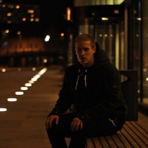 Falsk Fasade (feat. Razmara)