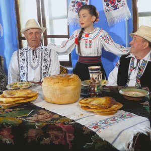 Spusu-i-am mamii de mică