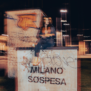 MILANO SOSPESA