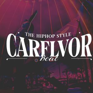 “旋转木马”诡异而激扬的氛围，估计没几个人可以驾驭