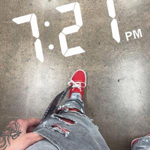 THROW DAT (feat. Bojaxx Bayeta)