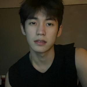 王俊凯消音版树读