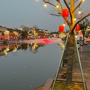 眼泪是温柔凝结的宇宙