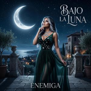 Bajo La Luna