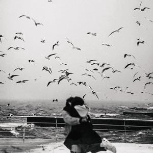 Leave The Lights On (Twin Remix)