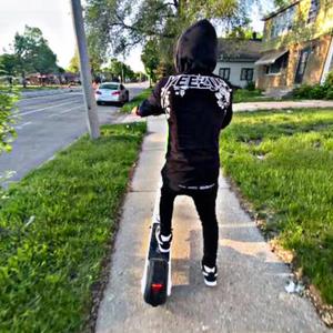 One leg upp (feat. Liltaÿ)